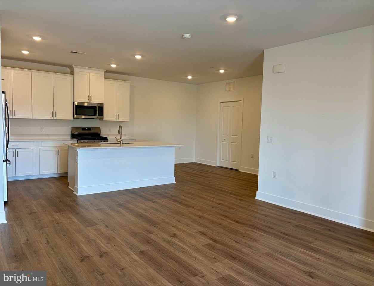 2201 Jacob Francis Way - Photo 3 of 22