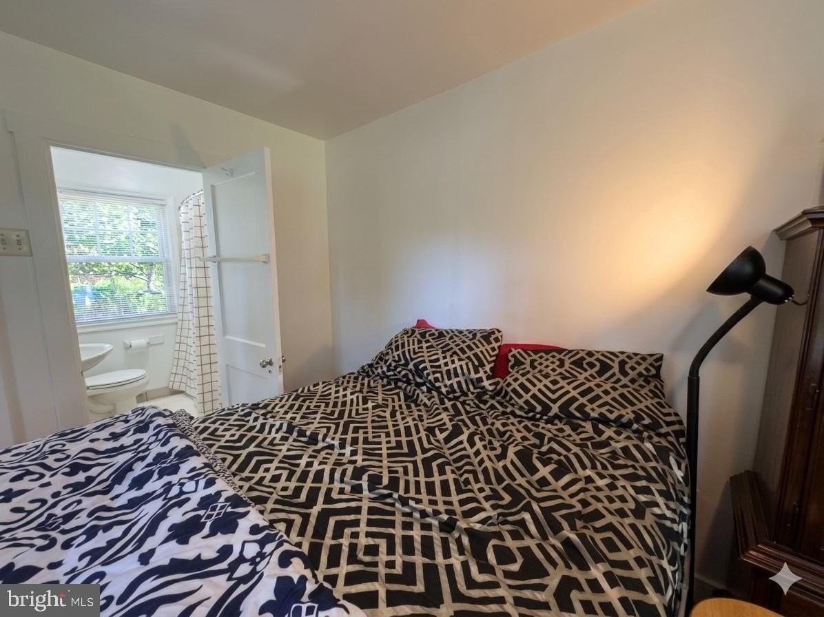 5685 YORK Road #4 - Photo 5 of 8
