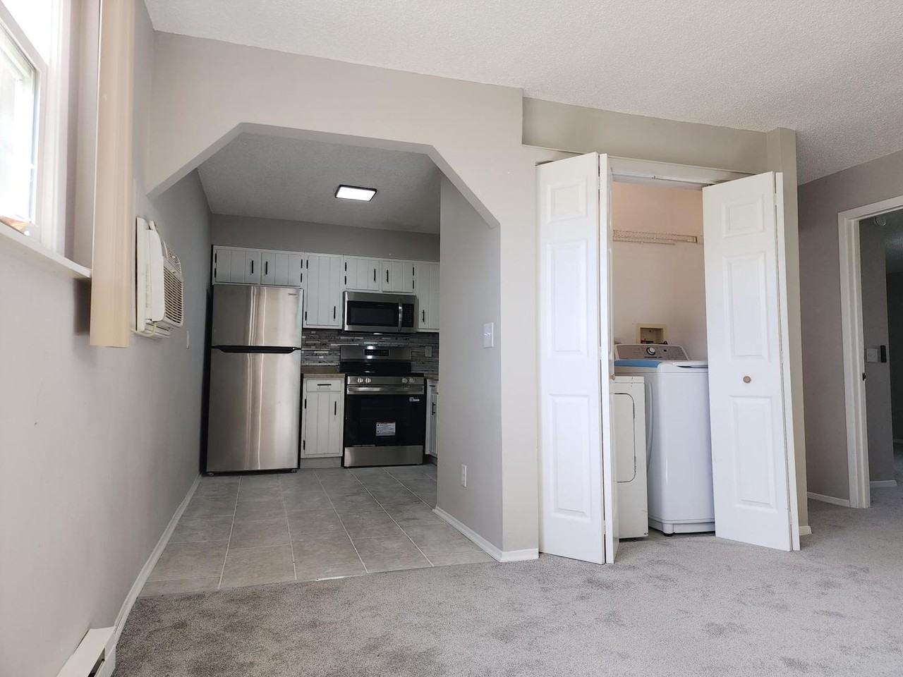 406 Circle Dr ##A - Photo 2 of 9