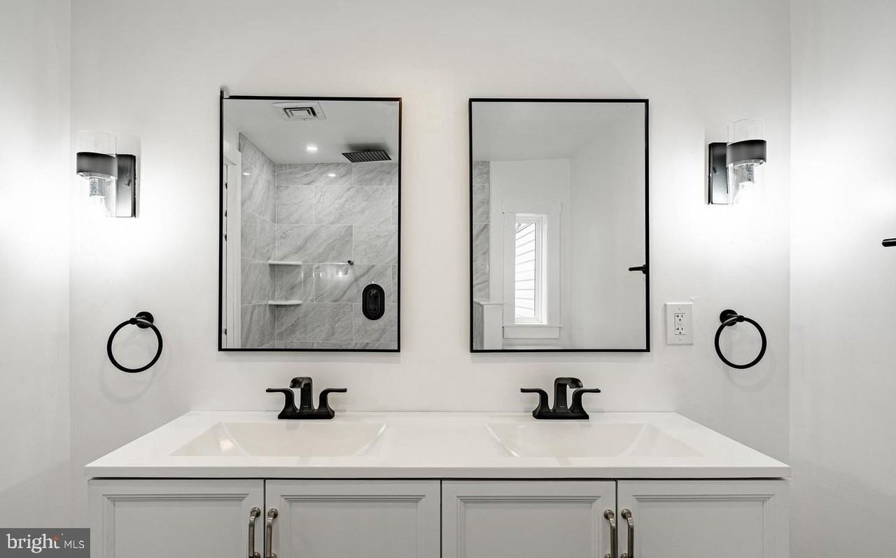 239 Smallwood Ct #239 - Photo 7 of 17