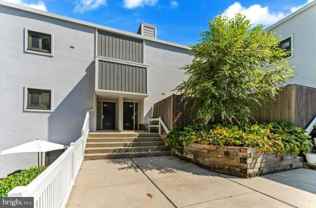 1750 Oakwood Ter #16C - Photo 1 of 1