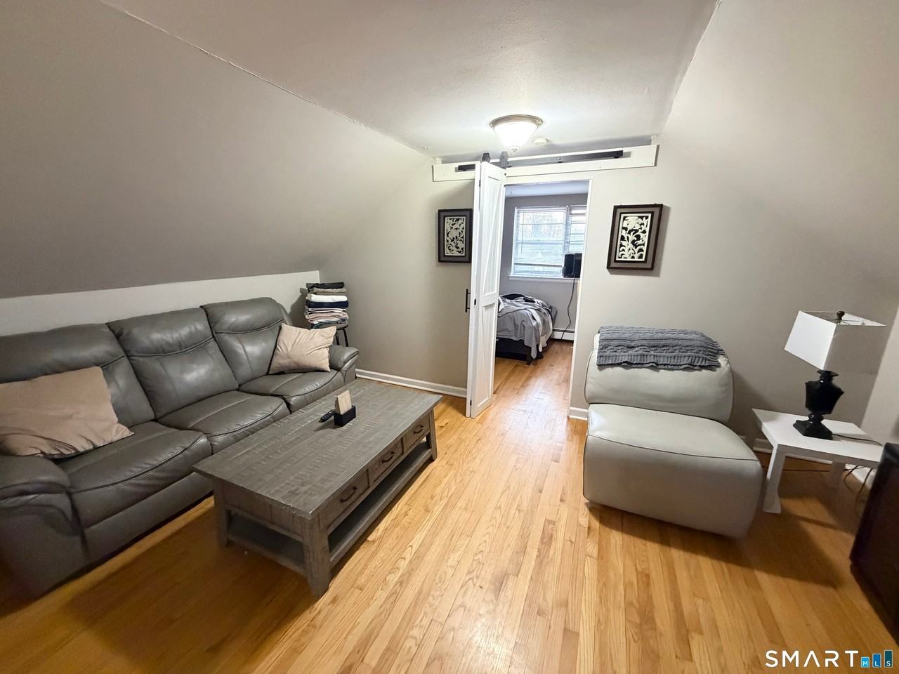 100 Upton St - Photo 4 of 6