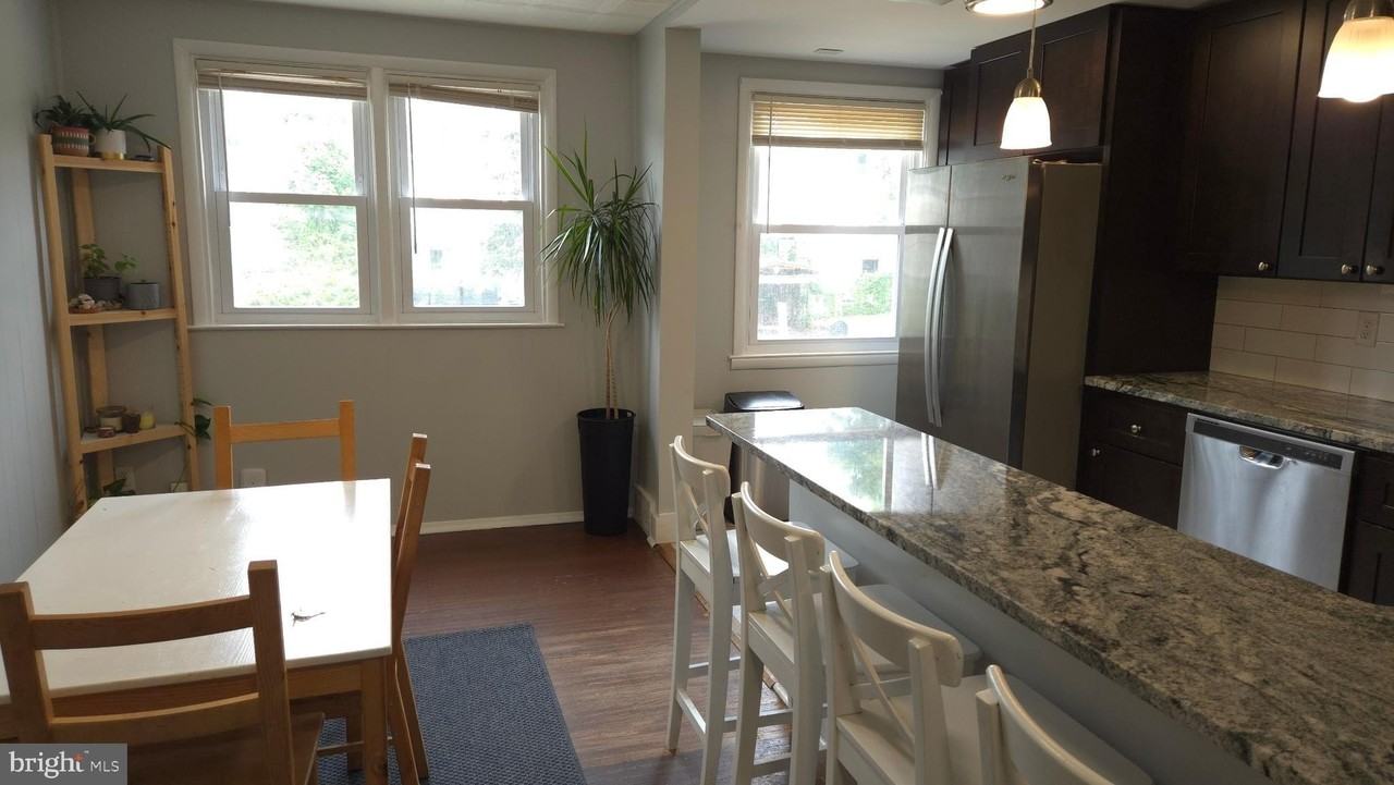 356 Krams Ave - Photo 2 of 40