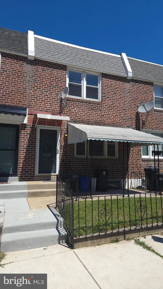 356 Krams Ave - Photo 4 of 40