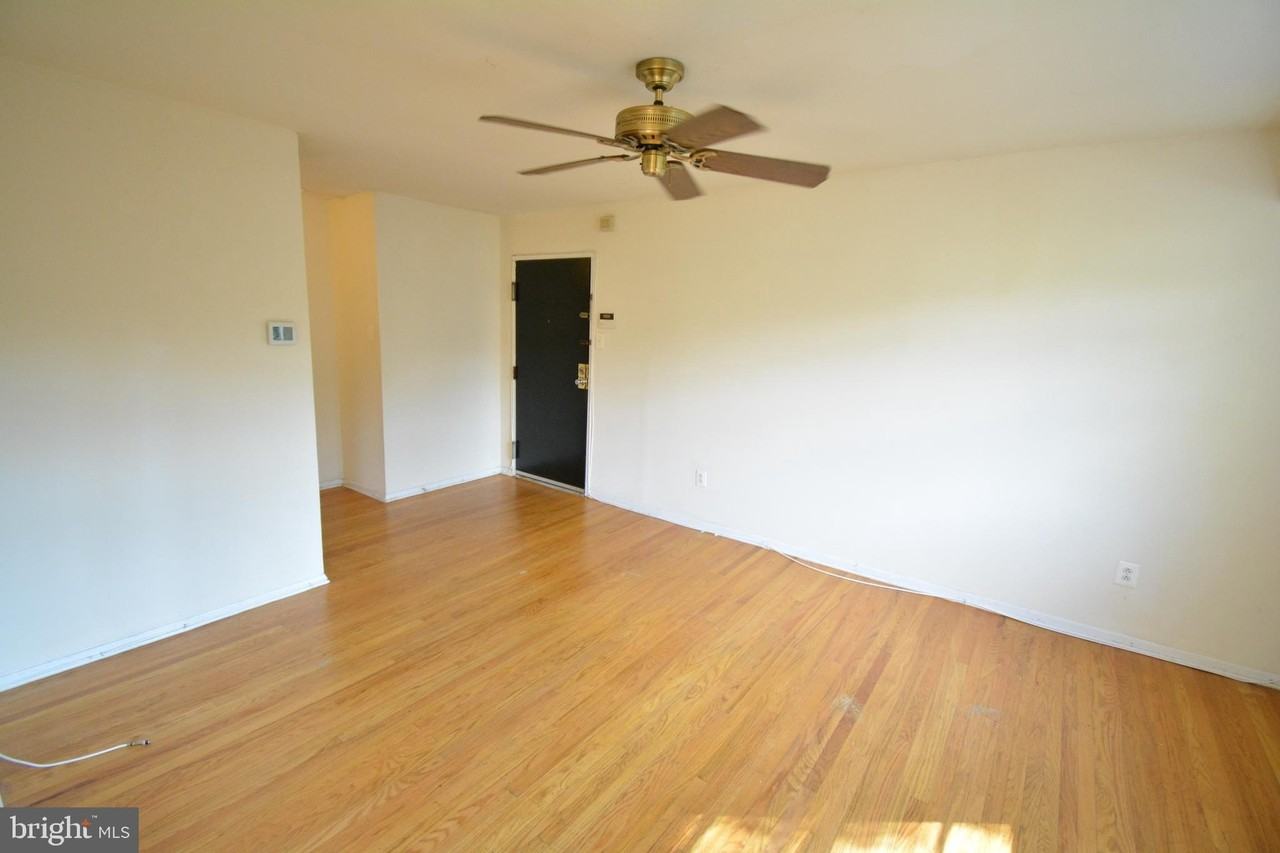 3413 Cresson St #6 - Photo 3 of 13
