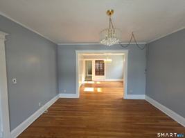 featured image of 218 Grandview Ter 2nd Fl