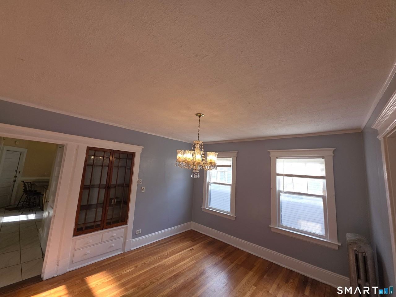 218 Grandview Ter 2nd Fl - Photo 3 of 14