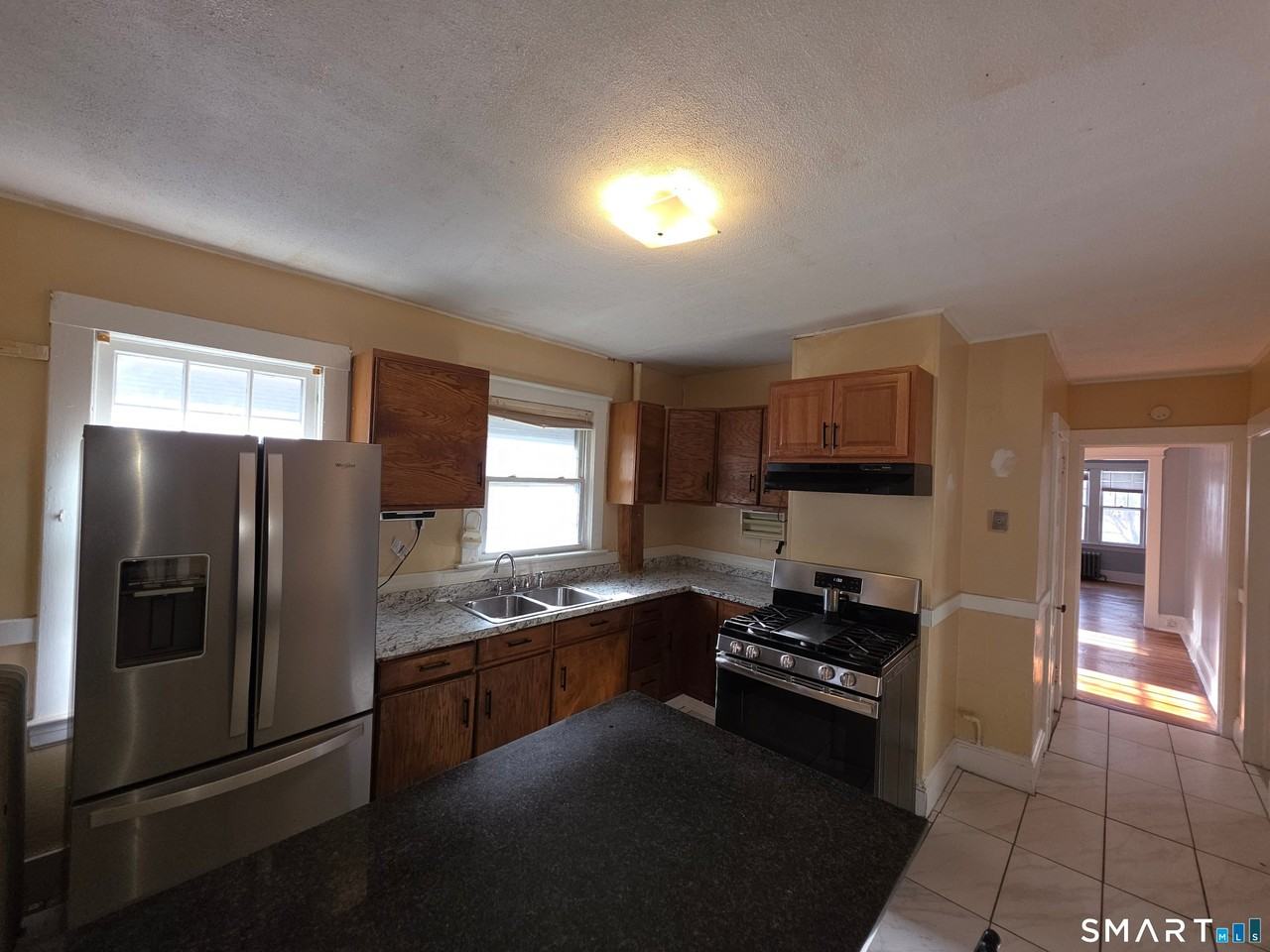 218 Grandview Ter 2nd Fl - Photo 6 of 14