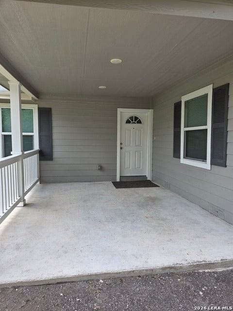 727 Menefee Blvd - Photo 3 of 17