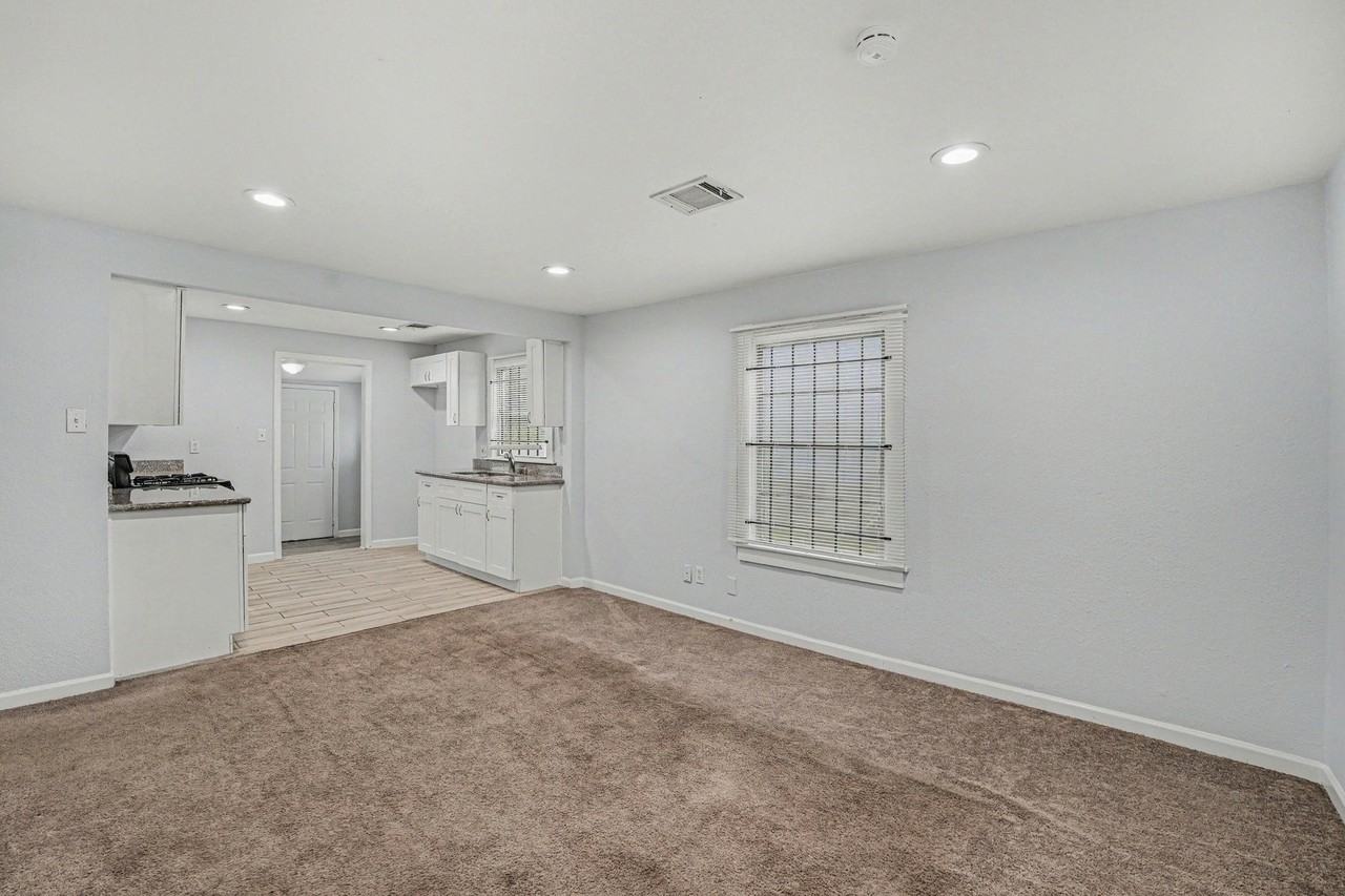 3107 Altoona St - Photo 5 of 18