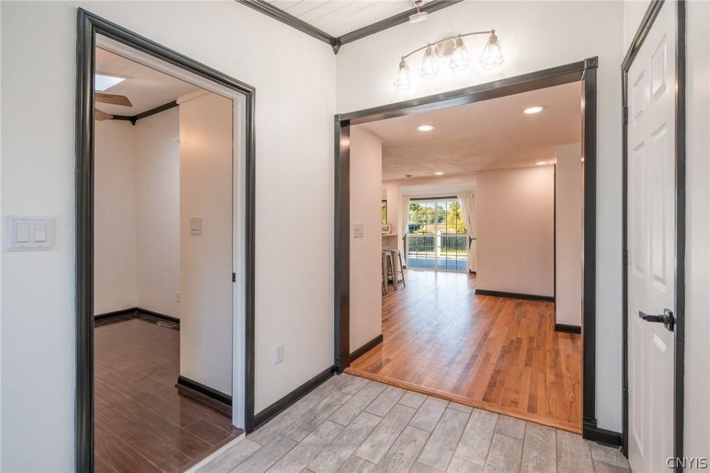 8403 Gaskin Rd - Photo 5 of 36