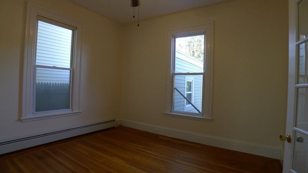 11 Grant St - Photo 7 of 12