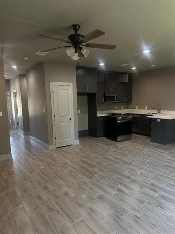 310 N 9th St - Photo 3 of 13