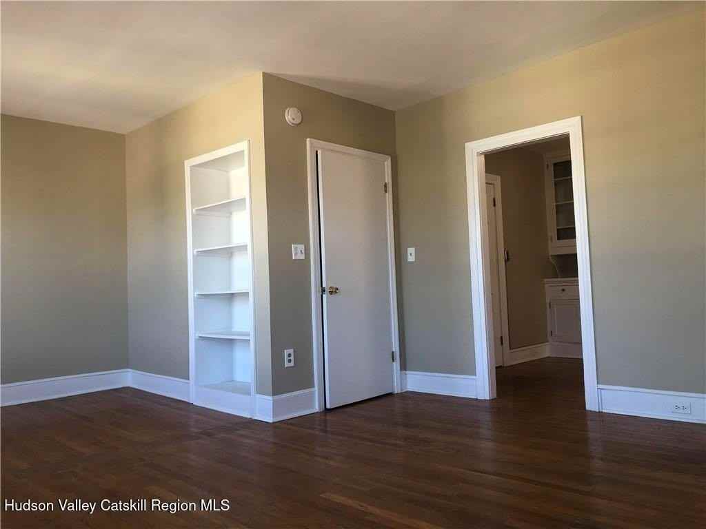 261 Fair St #C - Photo 3 of 14