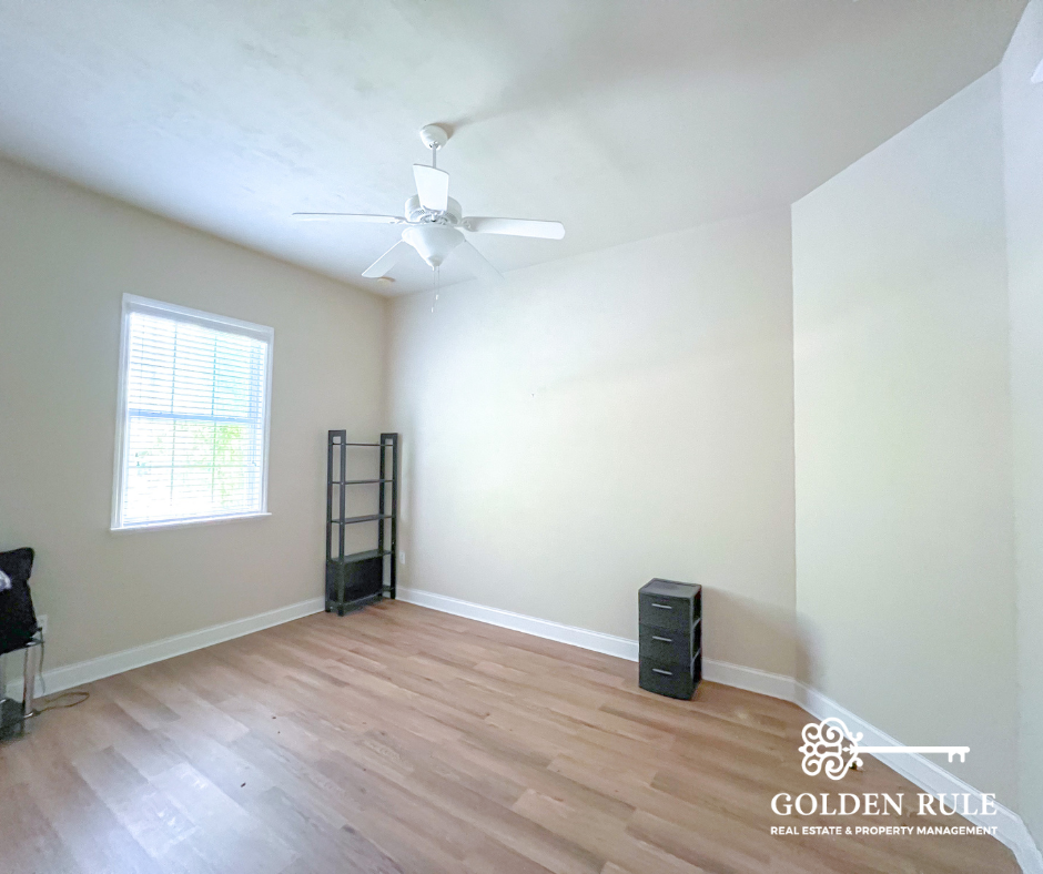 9048 Sw 76th Ave #1 - Photo 7 of 17