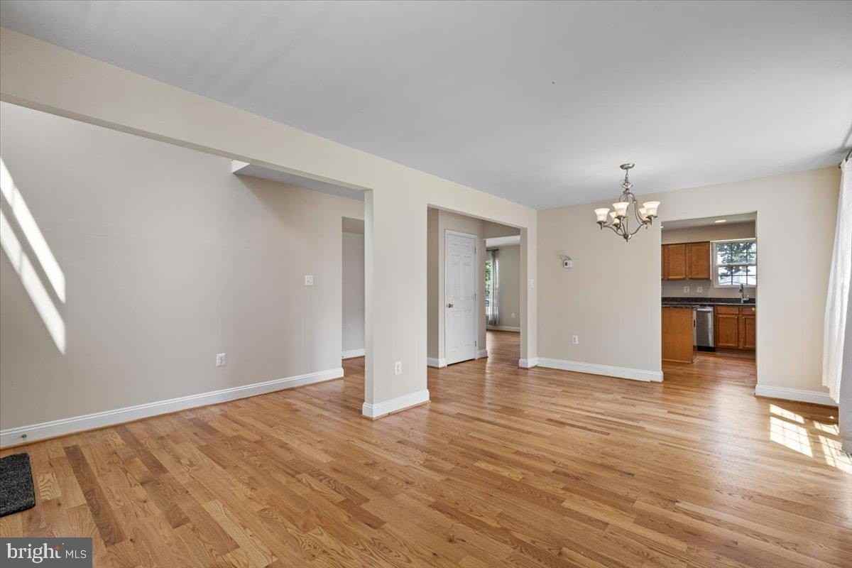926 Walnut Ave - Photo 6 of 50