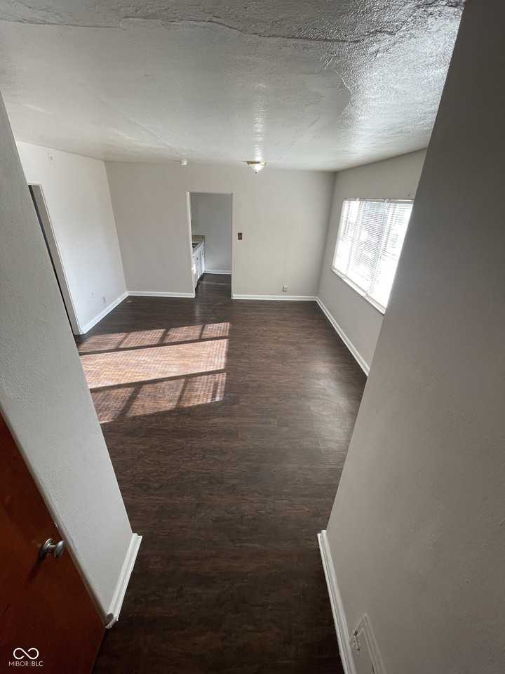 4 N Butler Ave #8 - Photo 3 of 17