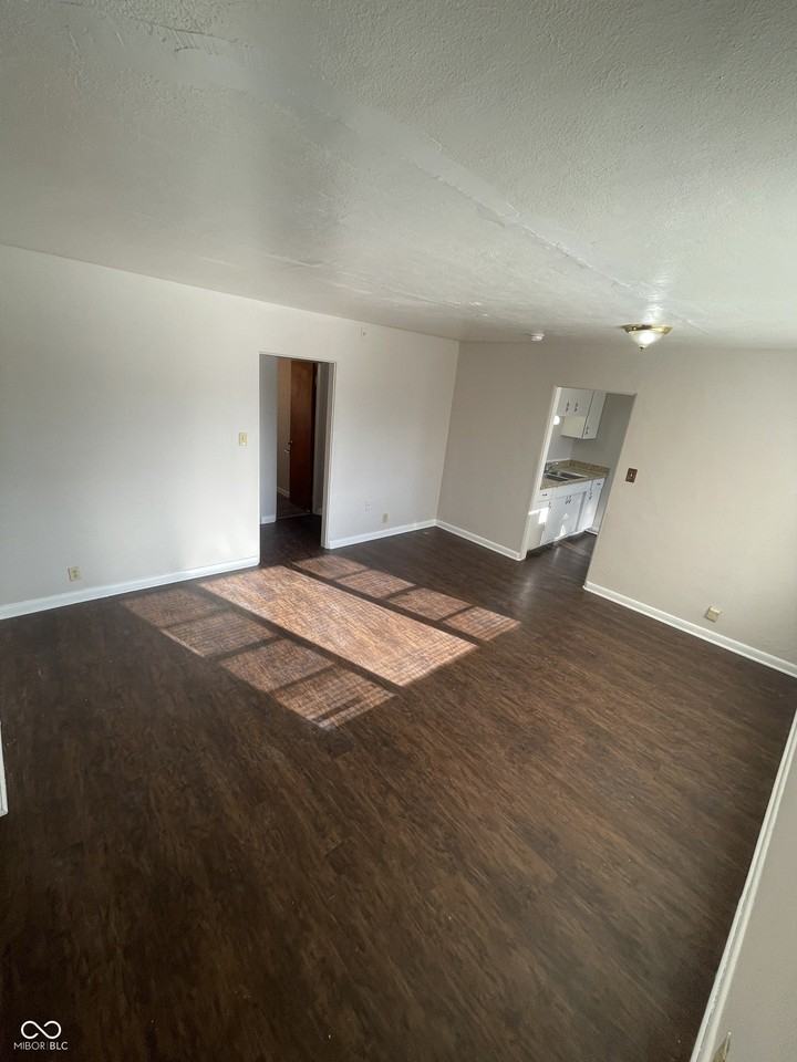 4 N Butler Ave #8 - Photo 4 of 17