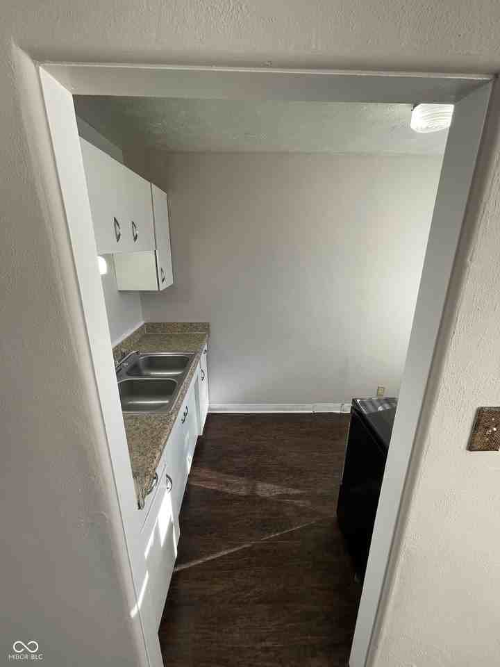 4 N Butler Ave #8 - Photo 7 of 17