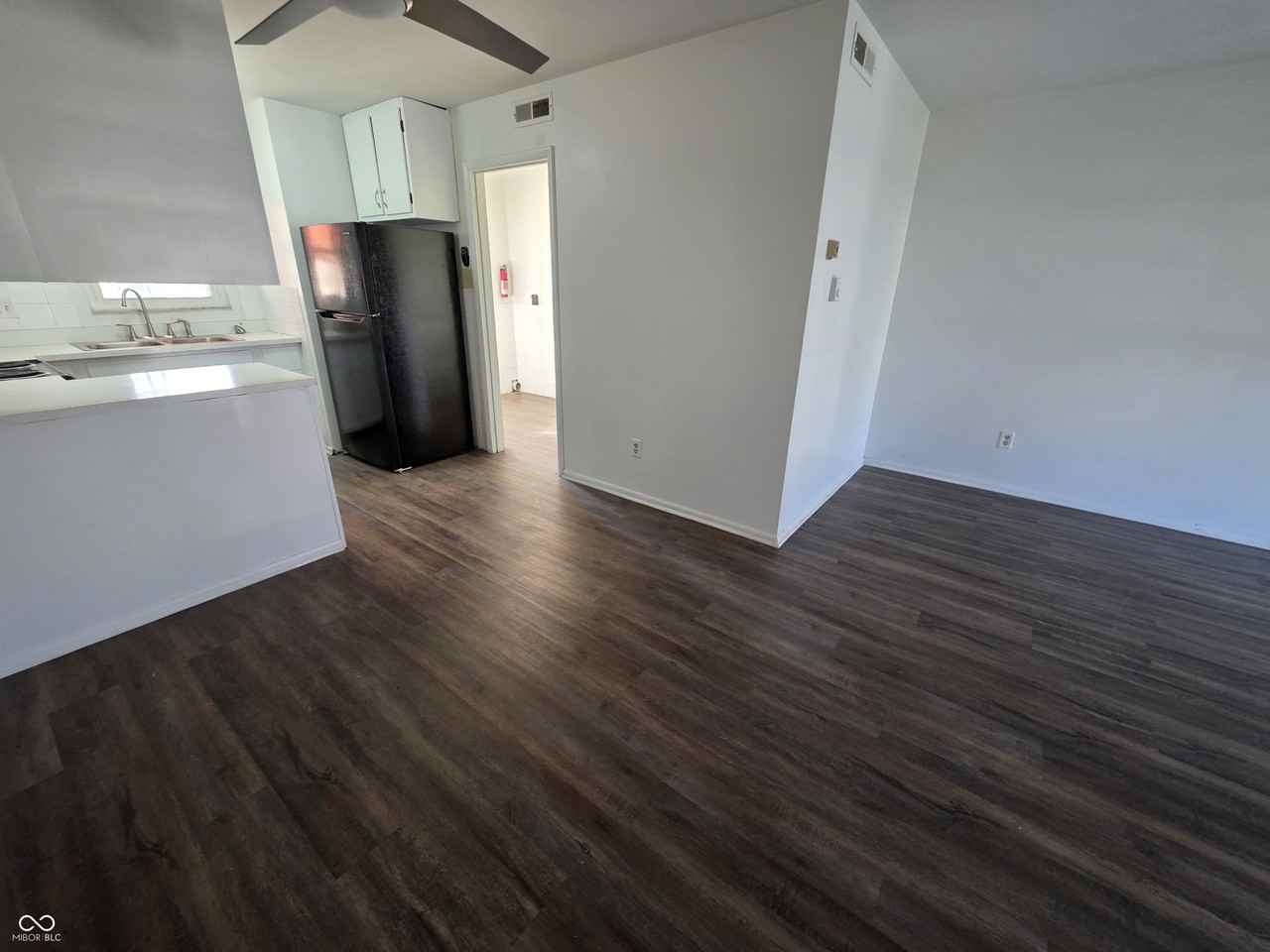 3809 Biscayne Rd - Photo 5 of 15