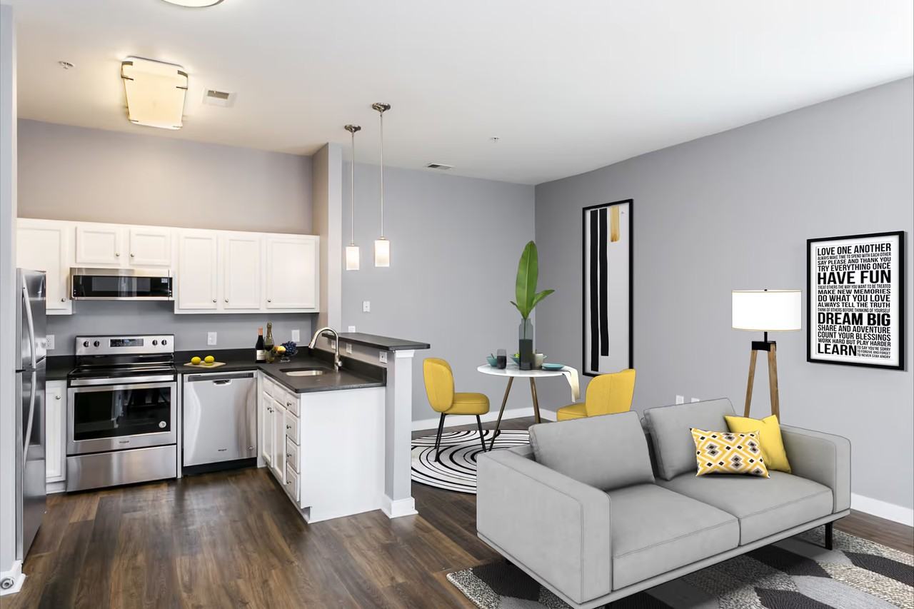 St James Apartments - Photo 5 of 17