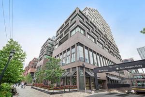 featured image of 455 Wellington Street West