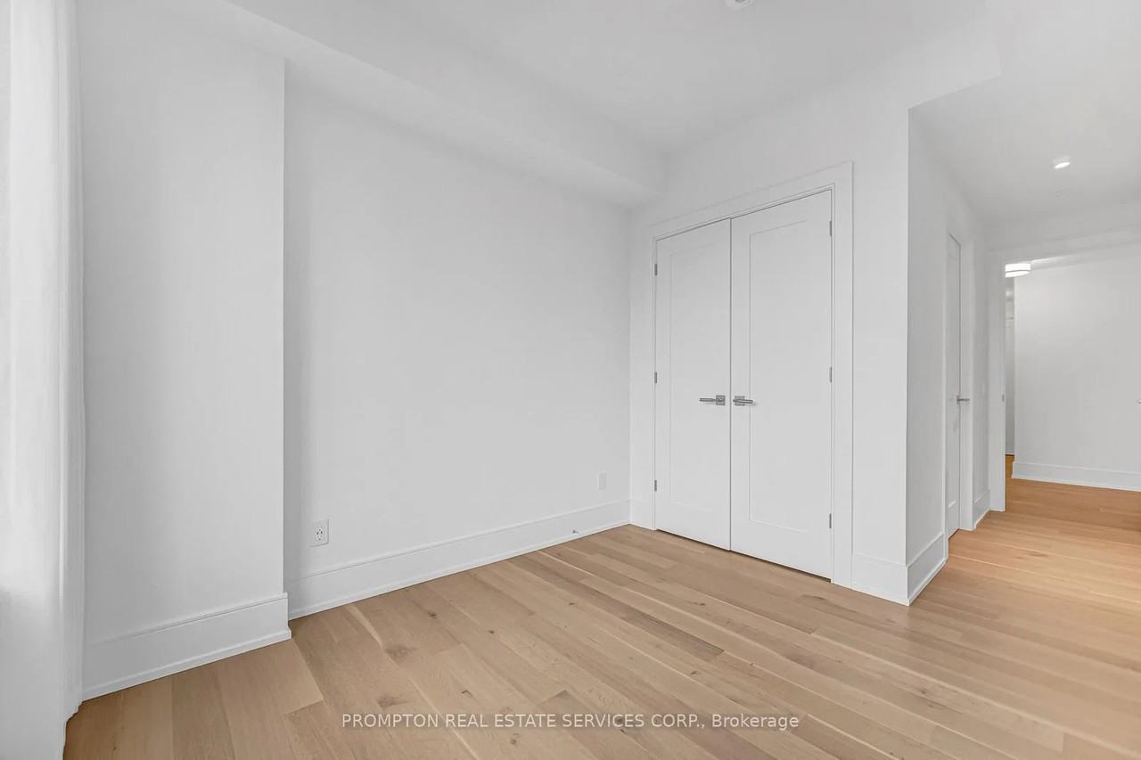 455 Wellington Street West - Photo 29