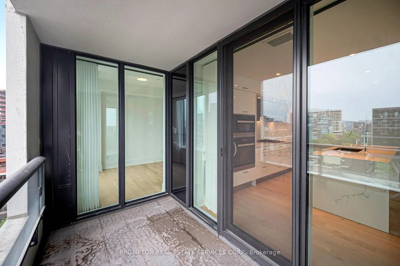 455 Wellington Street West - Photo 43