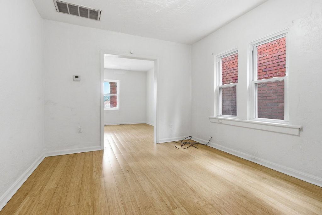 545 6th St #2 - Photo 2 of 13