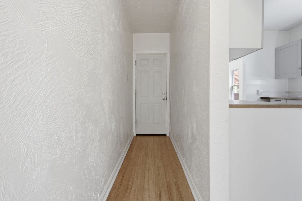 545 6th St #2 - Photo 6 of 13