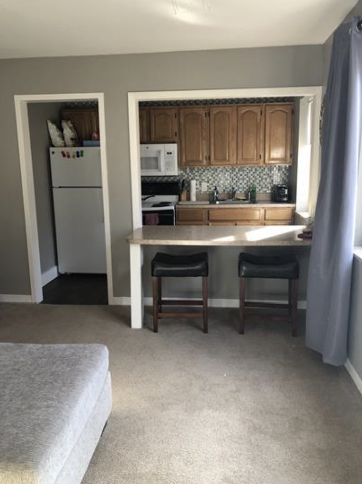 420 Walnut Ave Apt C2 #2C - Photo 3 of 10