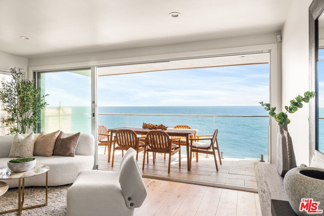 20448 Pacific Coast Hwy - Photo 6 of 8