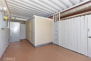 featured image of 10172 Ascot Cir
