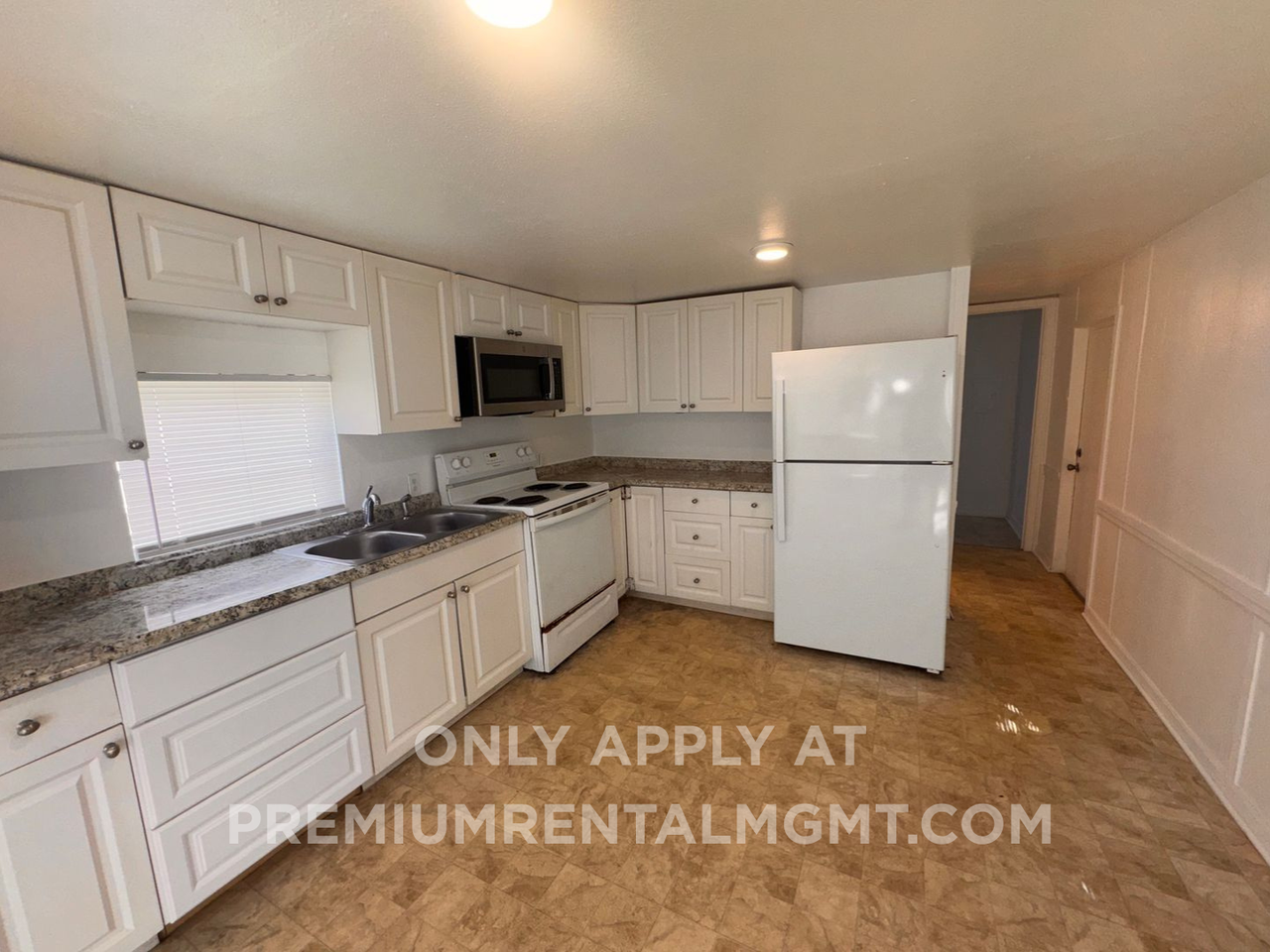 1137 S Christiana Ave - Photo 2 of 11