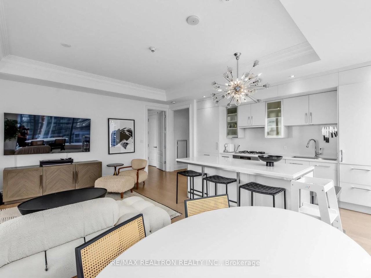 55 Scollard Street - Photo 6 of 28