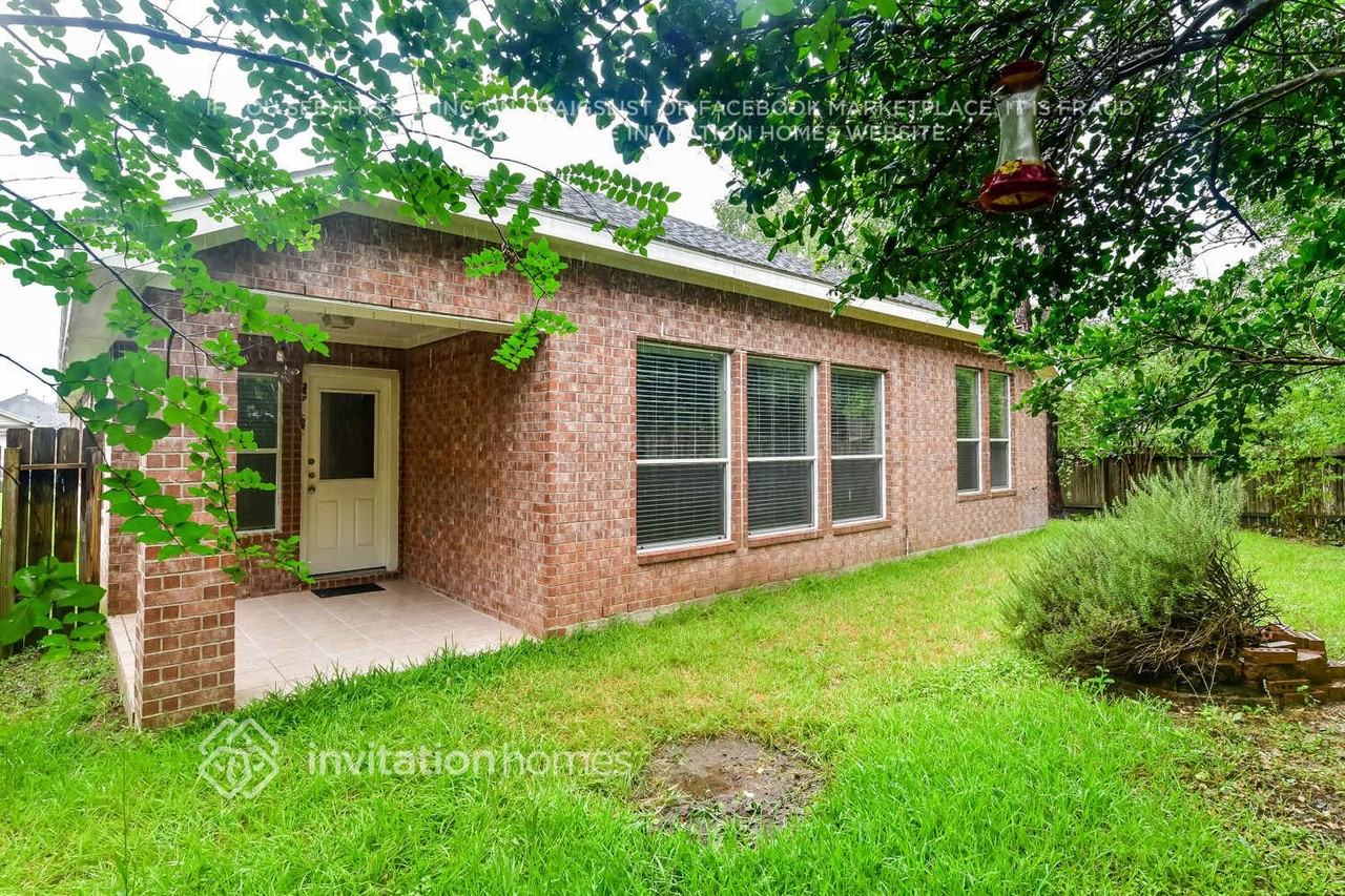 16127 Dusty Path Ln - Photo 3 of 5