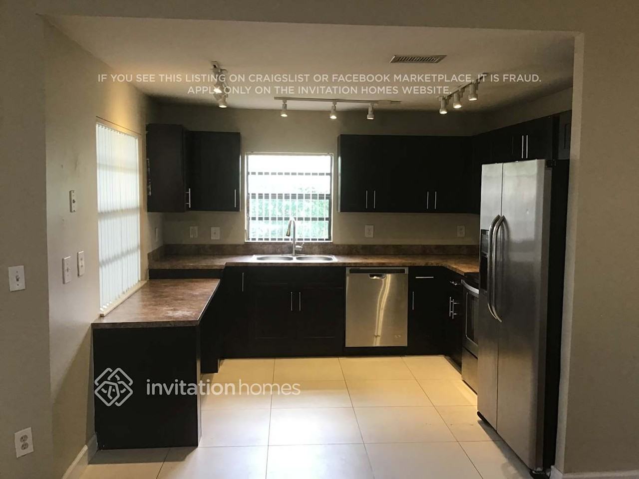 1315 Sw 151st Way - Photo 4 of 13