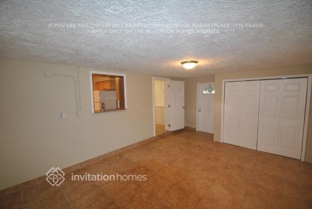 1612 Nw 5th St - Photo 5 of 10