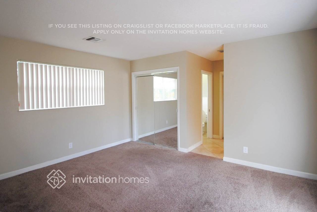 1810 N 47th Ave - Photo 7 of 10