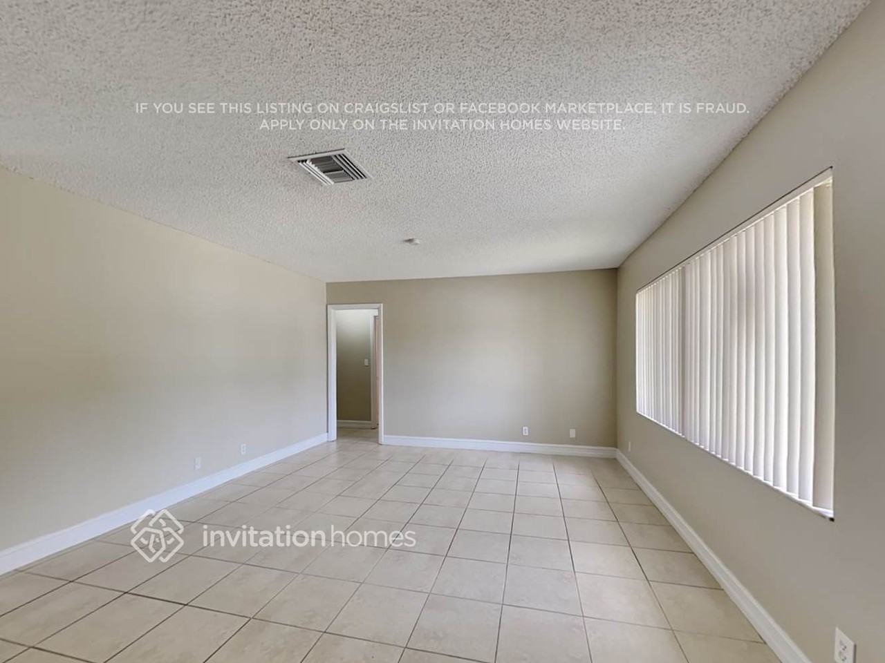 6864 Nw 28th Ave - Photo 3 of 19