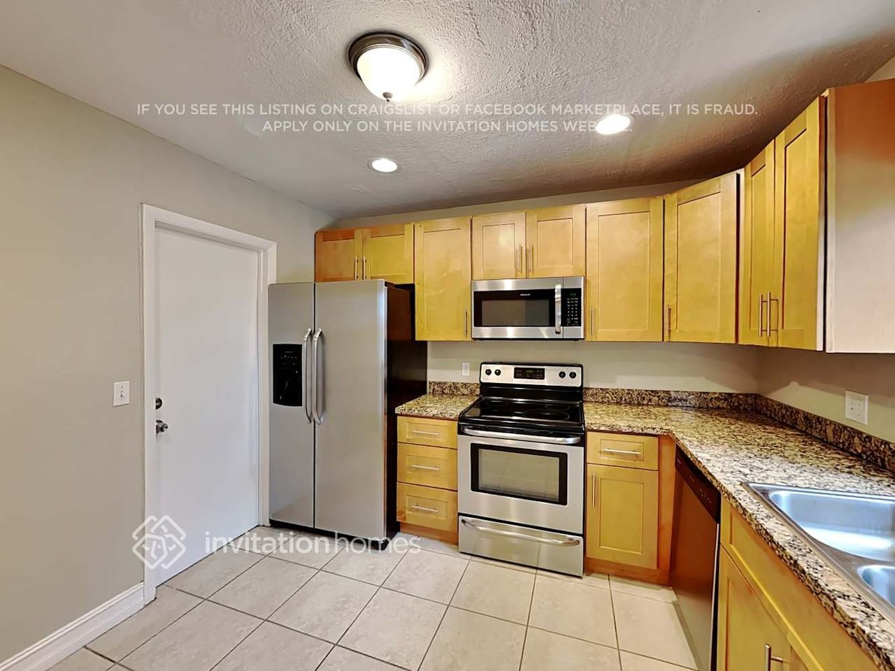 6864 Nw 28th Ave - Photo 7 of 19
