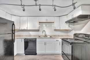 617 Manitou Ave - Photo 1 of 1