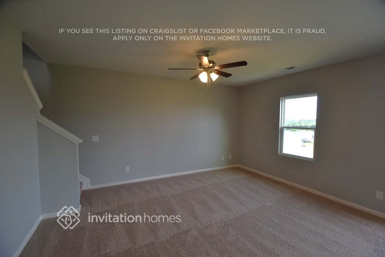 204 Catania Way Nw - Photo 2 of 8