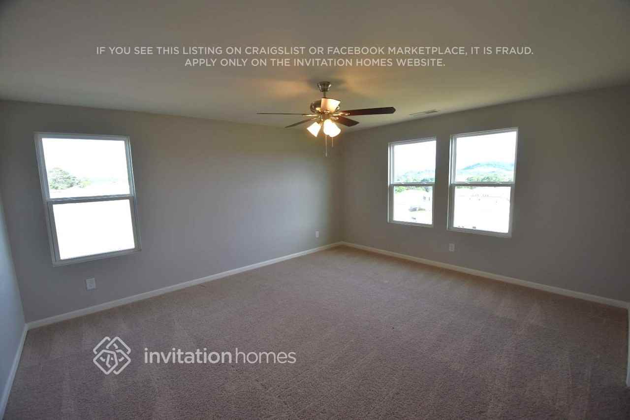 204 Catania Way Nw - Photo 4 of 8