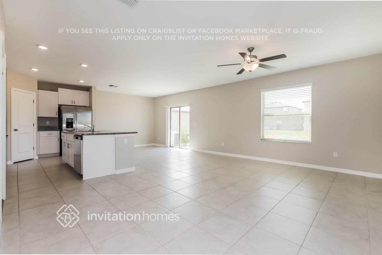 15517 Miller Creek Dr - Photo 5 of 18