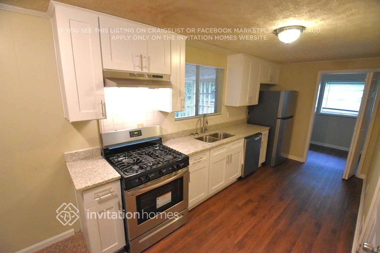 4021 Nations Dr - Photo 5 of 10