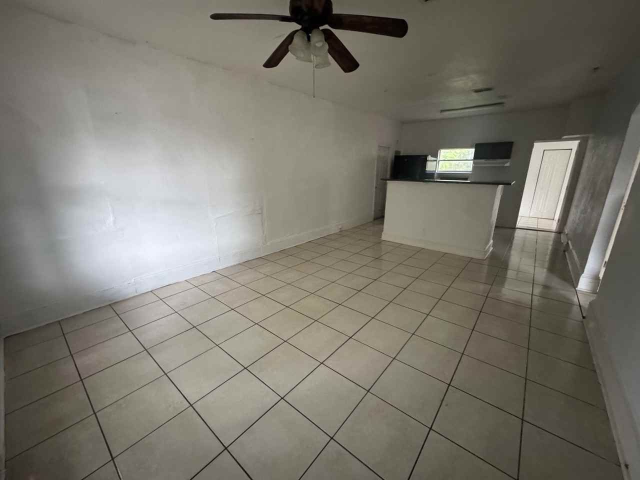 334 W Euclid Ave #10 - Photo 2 of 23