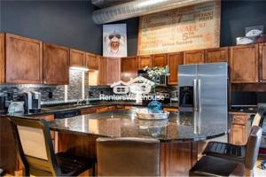 featured image of 521 S 7th St #419