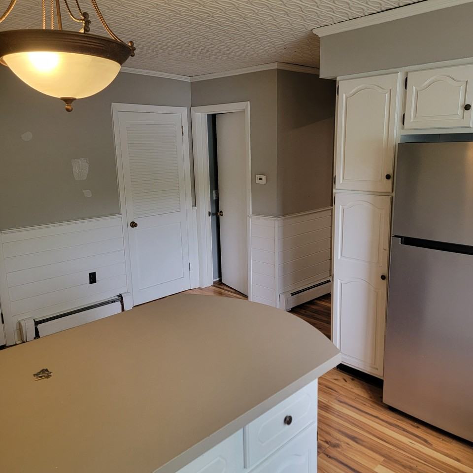182 Lincoln St #1 - Photo 2 of 13