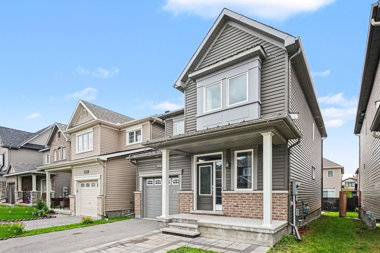152 Westover Cres #1 - Photo 3 of 24
